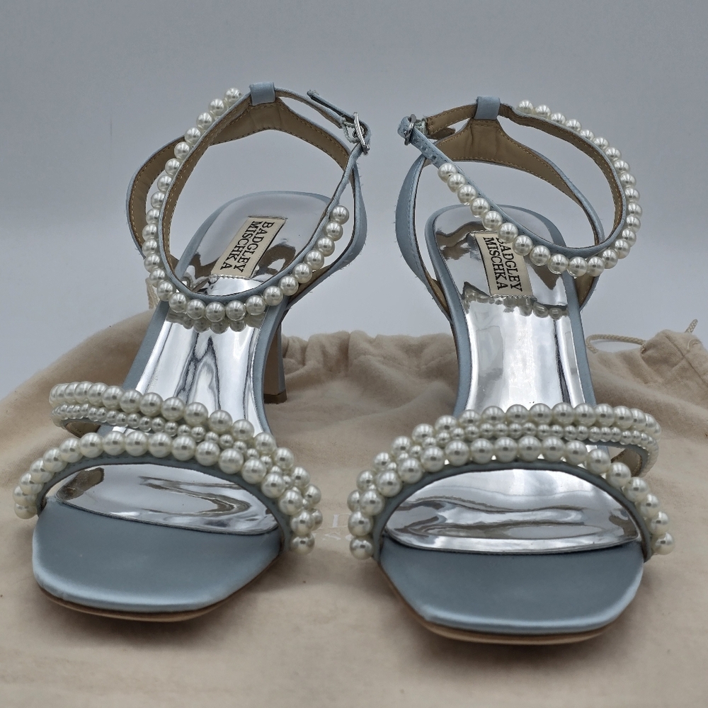 Badgley Mischka Flame Pearl Kitten Heel Sandals, Mist Blue Satin, Women's Sz 9.5 - Picture 5 of 16